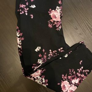 Torrid Capri Length Leggings